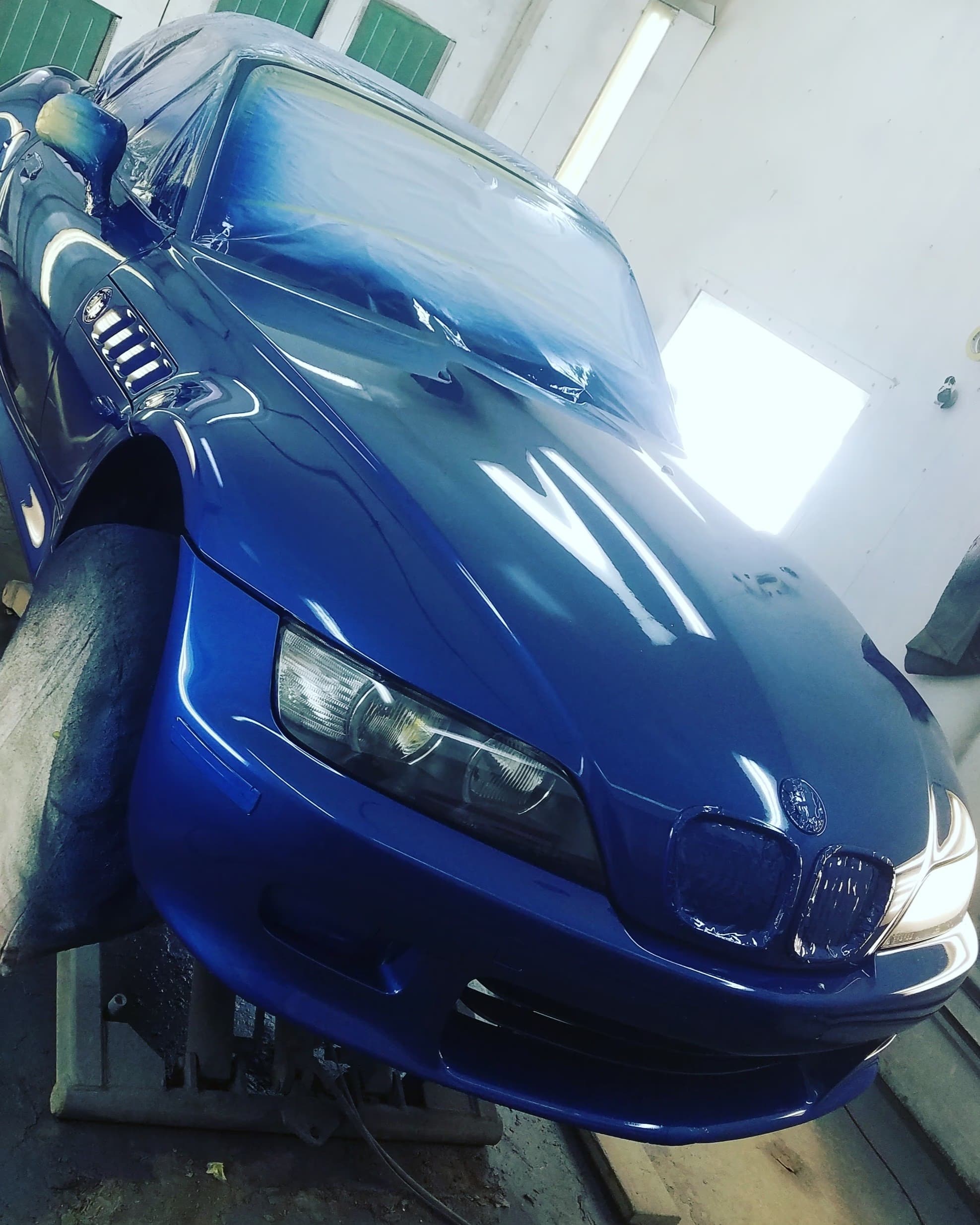 BMW Z3 with cracked bumpers repaired and full repaint by JRB Autobody